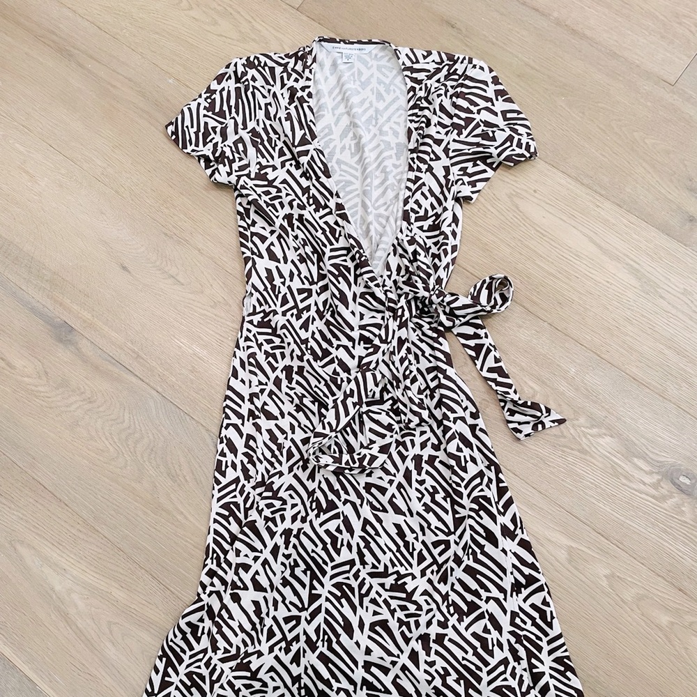 Diane con Furstenberg classic wrap dress